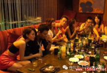 夜店内，他为了女人竟这样说...金钱、地位、女人，该选什么?