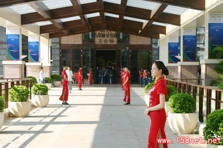 有一同事去酒店，<span class='chameleon-code-v2'></span>结果这里的小姐真幽默......别笑傻了啊！<span class='chameleon-code-v2'></span> 第1张