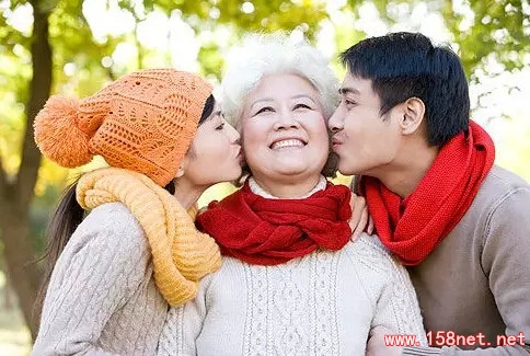 大家经常会听到问老婆和妈妈谁重要？<span class='chameleon-code-v2'></span>这个男人给出了惊天答案竟然是... 第4张