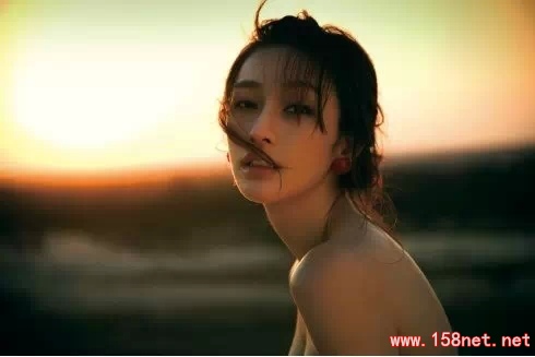 我多害怕习惯了谁的好，然后又被无情的甩掉....别让往昔的悲伤和对未来的恐惧，毁了你当下的幸福。 第1张