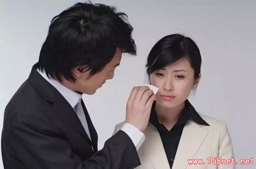 如果你是老板，<span class='chameleon-code-v2'></span>遇到个这样的女员工你怎么办？<span class='chameleon-code-v2'></span> 第1张