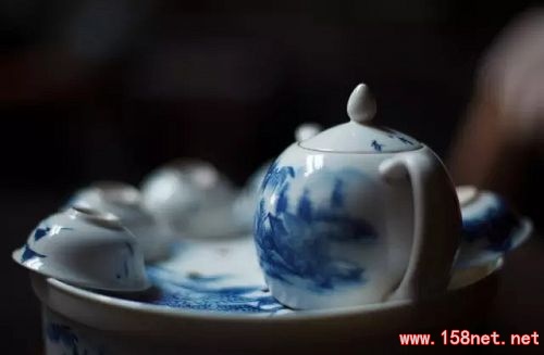真正的聪明人，往往很少交朋友。 朋友不需要多，但要走心。 第3张