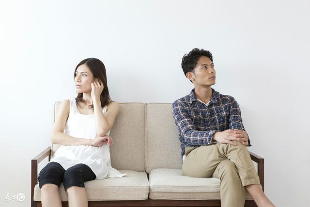 2017年离婚850万，<span class='chameleon-code-v2'></span>2018年新婚姻法来了，<span class='chameleon-code-v2'></span>以下6个条件不满足的离不了婚！<span class='chameleon-code-v2'></span> 第3张