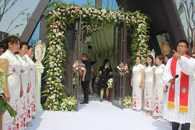 现在到底是社会变了还是人变了？<span class='chameleon-code-v2'></span>（看完我眼睛湿了） 第20张